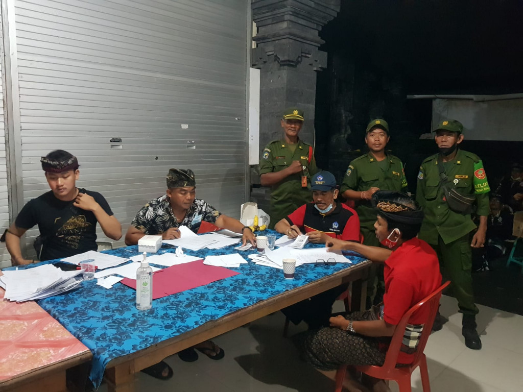 Antusias Penduduk Pendatang Terbanyak, Banjar Kwanji dalam Pendataan Penduduk Non Permanen di Desa Dalung